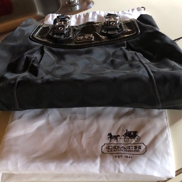 Authentic Coach bag - Picture 3 of 3